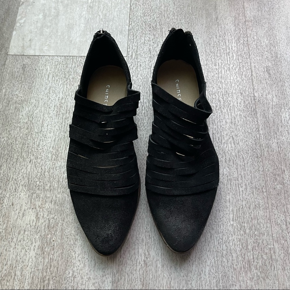Chinese Laundry Danika ankle suede booties